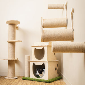 On2 Pets Cat Furniture Wall-Mounted Scratcher Cat Steps, Sisal Rope Scratching Posts Floating Cat Wall Perches (Cat Face)